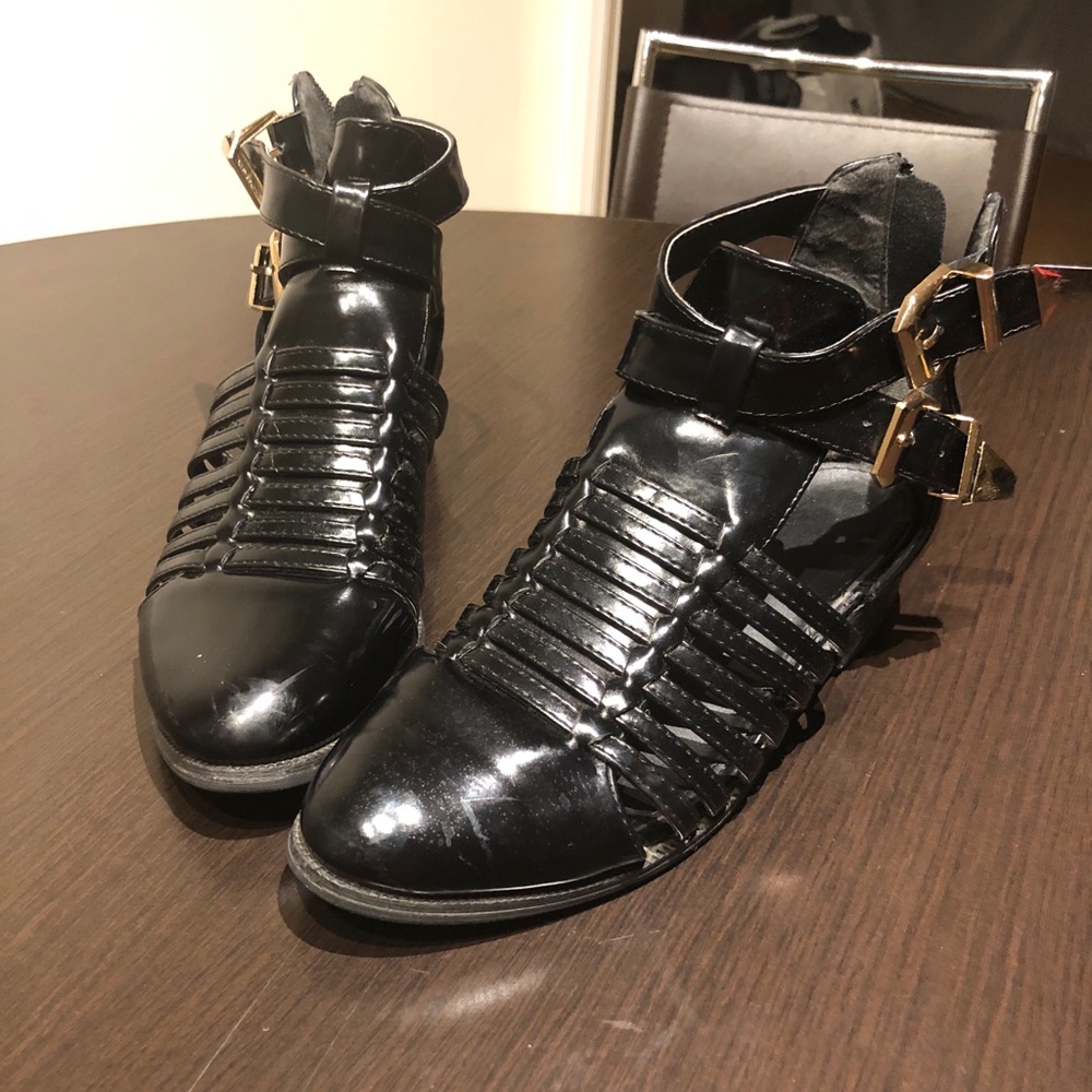 NASTY GAL PATENT LEATHER SHOE